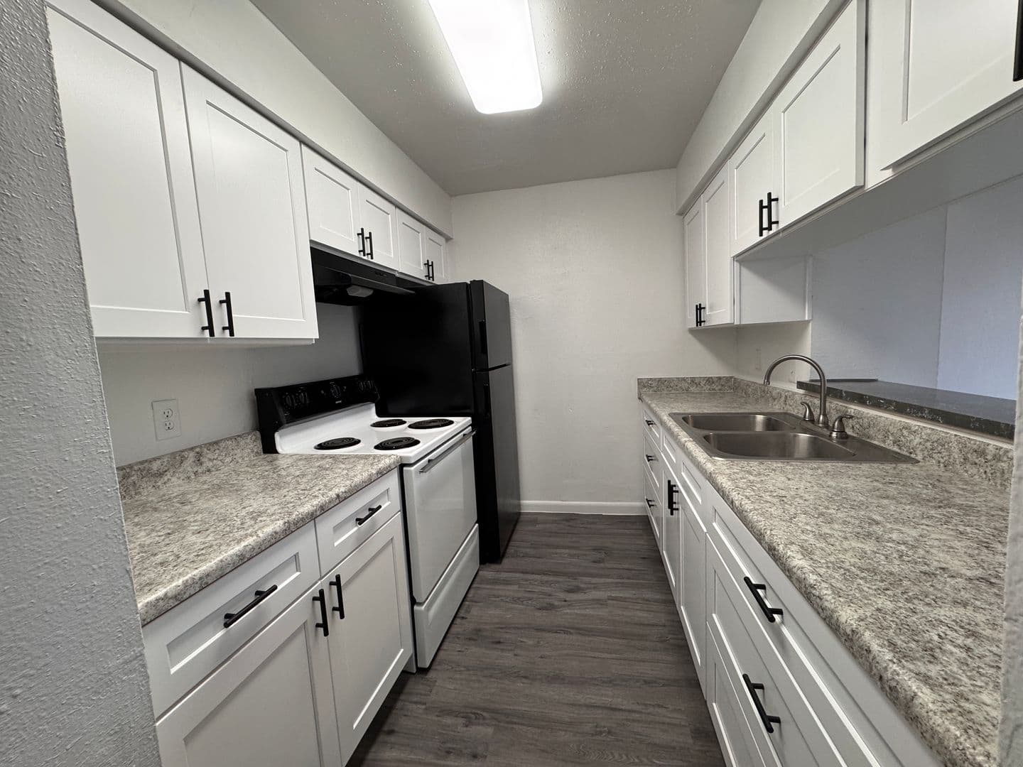 Southern Garden Apartments 1 of 9