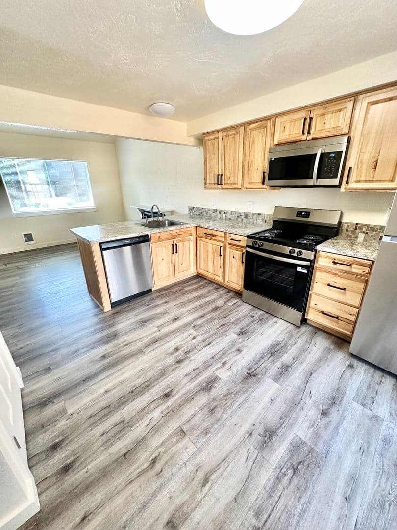 Brookshore Apartments 1 of 24