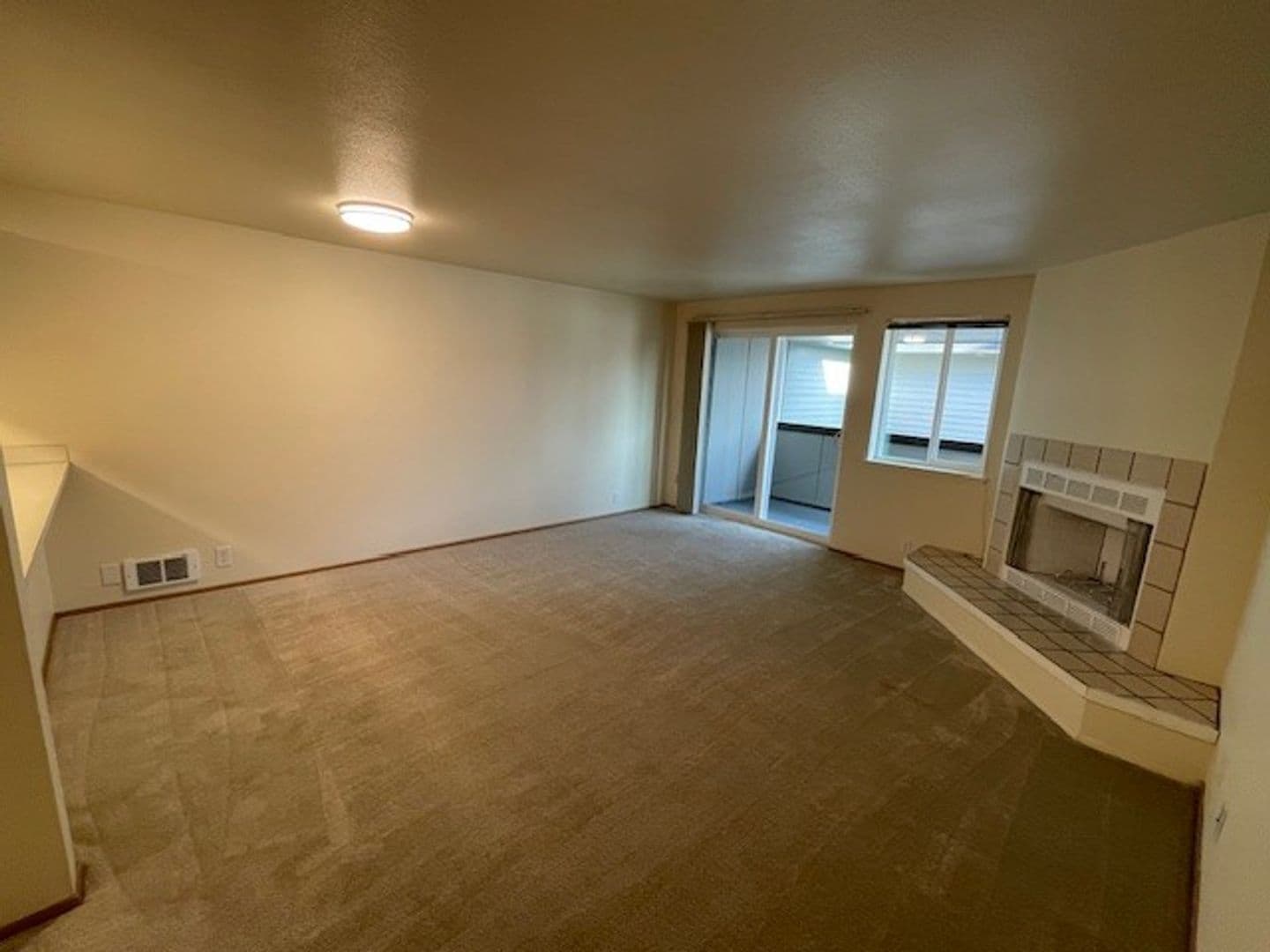(4K) Kimberly Apartments 1 of 18