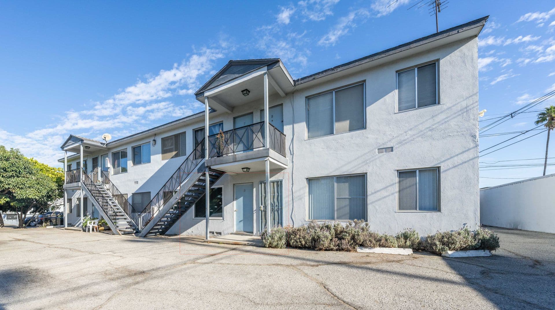 ~ Beautiful and Spacious 1 bd/1bath in Santa Monica ~ Move in Special 1 of 13