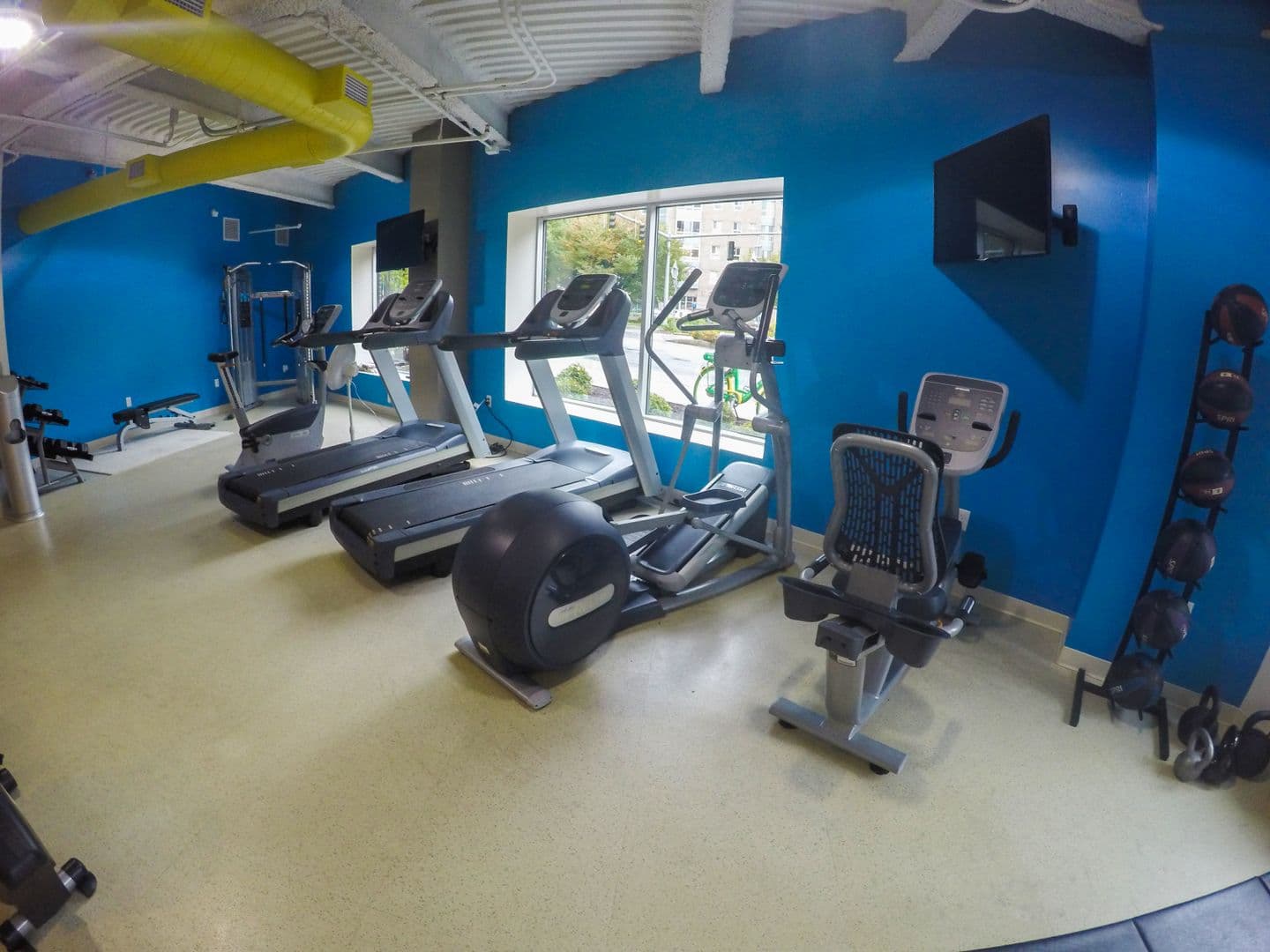 140 Seneca Way 1 of 3