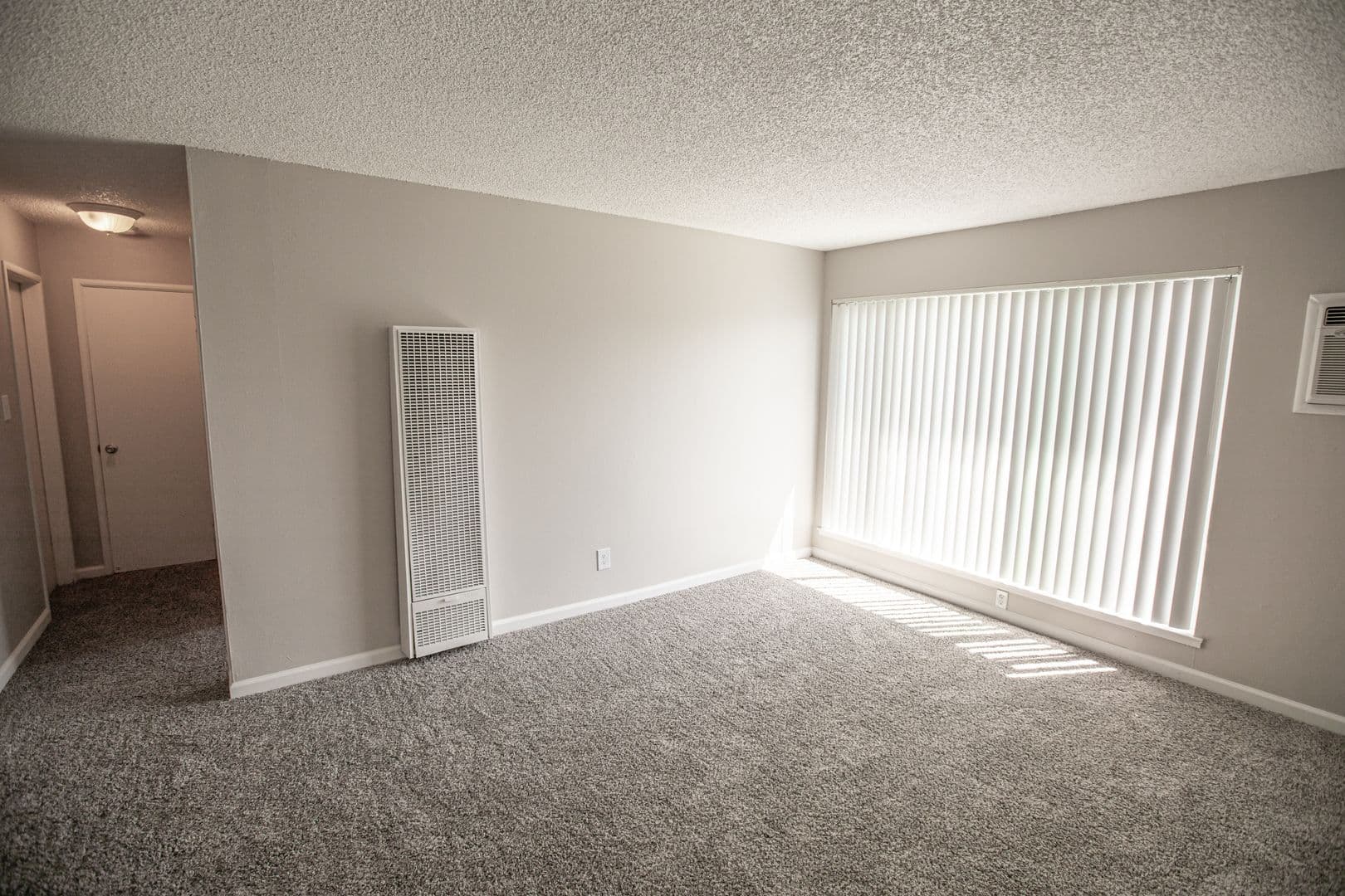 Ventura Gardens Apartments 1 of 8
