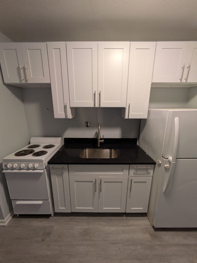 Riverview Apartments 1 of 4