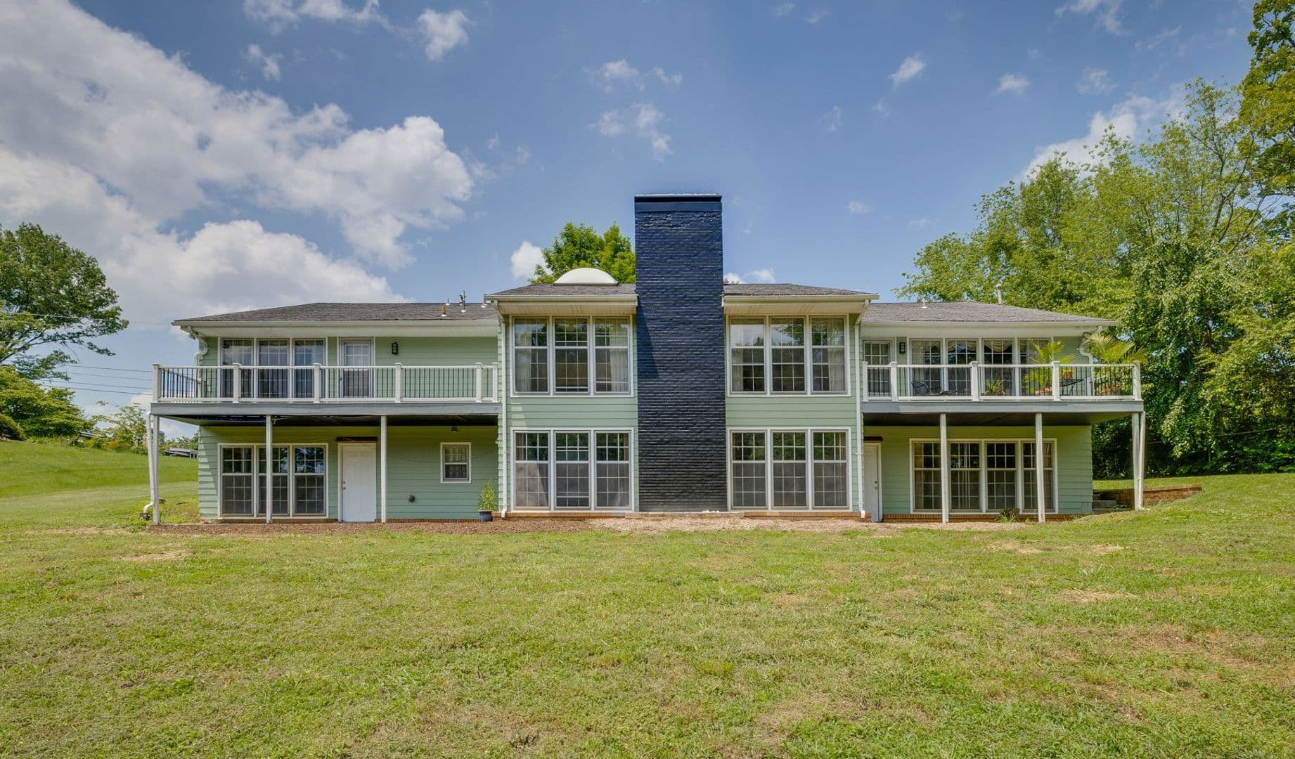1314 Woodland Ave. 1 of 32