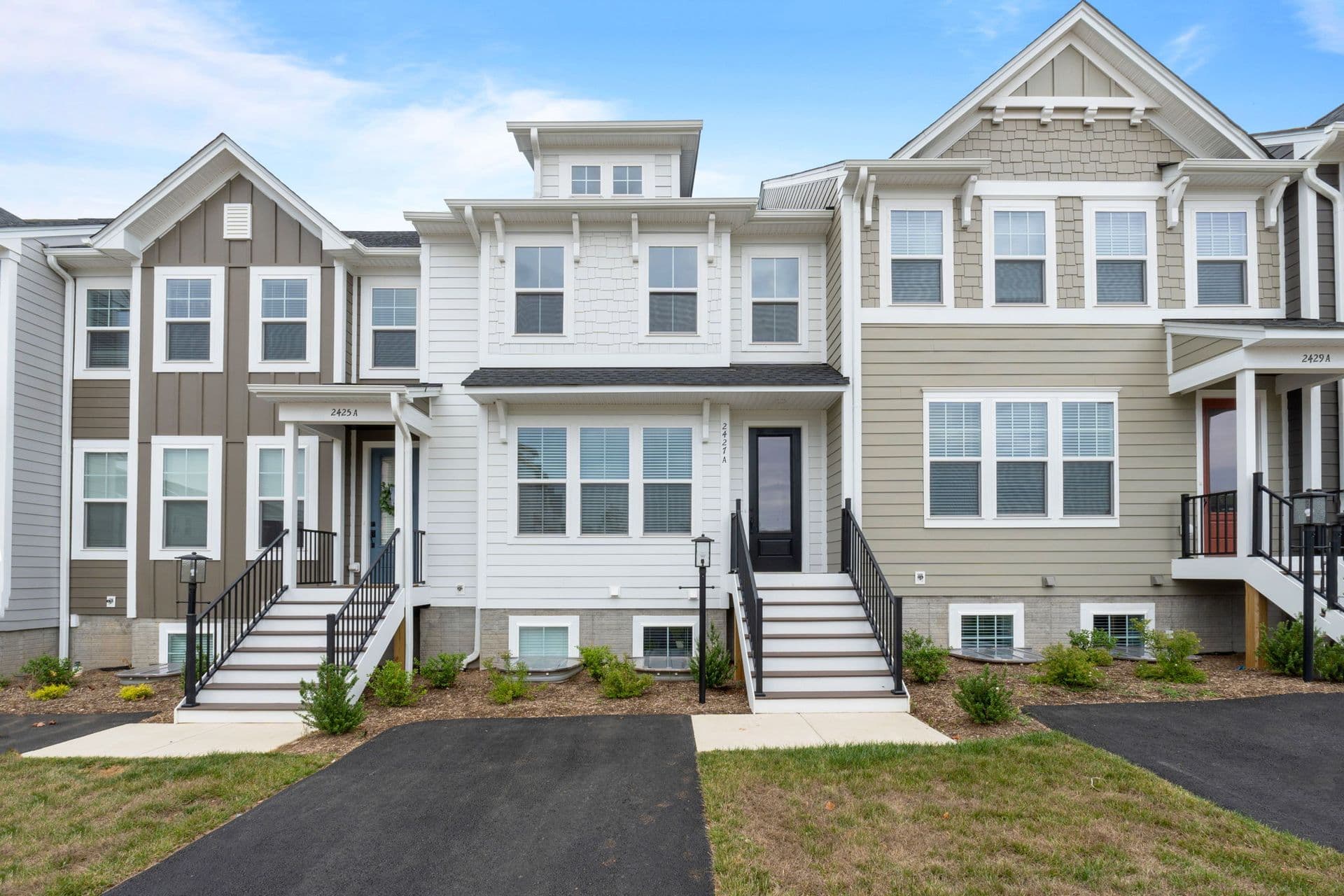 Brand-New 3BR Townhome in Glenbrook $1000 Off First Month’s Rent 1 of 8