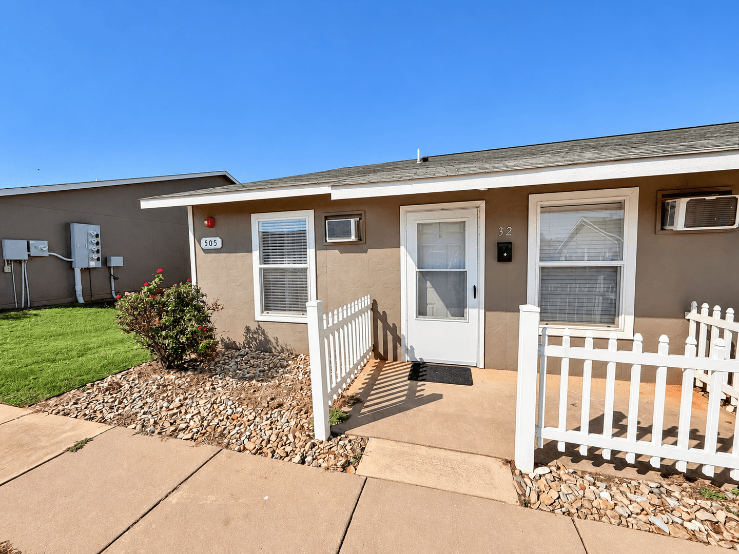 Cedar Creek Apartment Homes 1 of 10