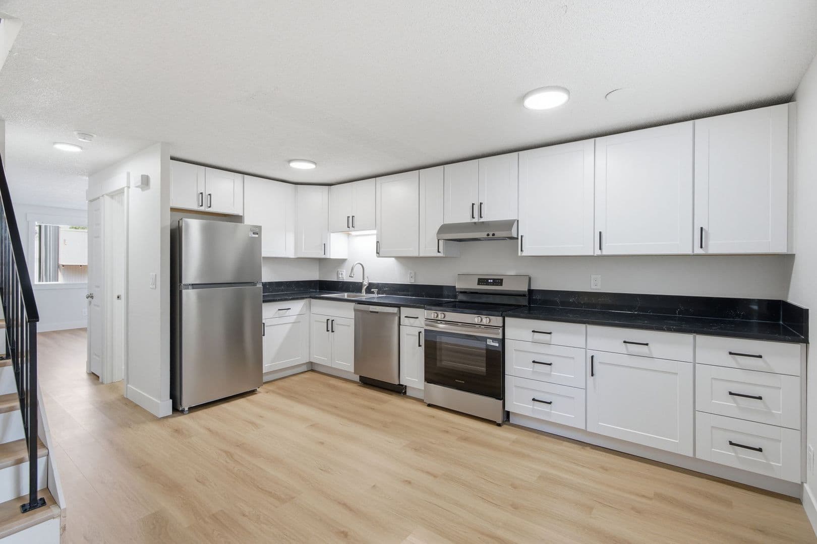 MF 39 - Rolling Hills Townhouses 1 of 11