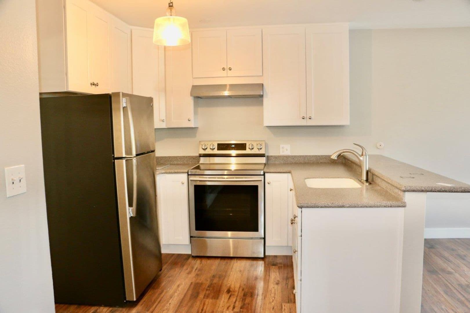 305 S. Sierra Ave 1 of 9