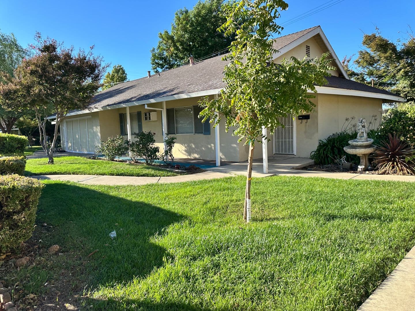 63rd Street at 4460 - 4668 63rd Street 1 of 30