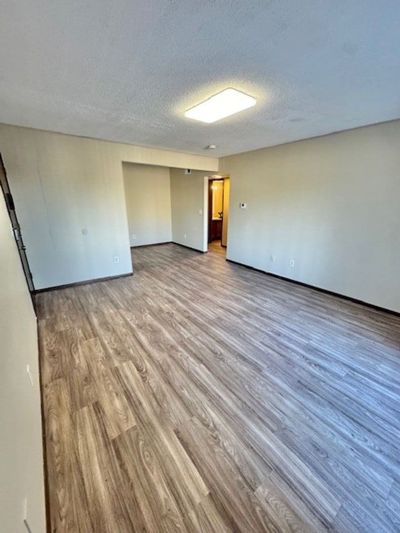 The Timbers Apartments 1 of 8