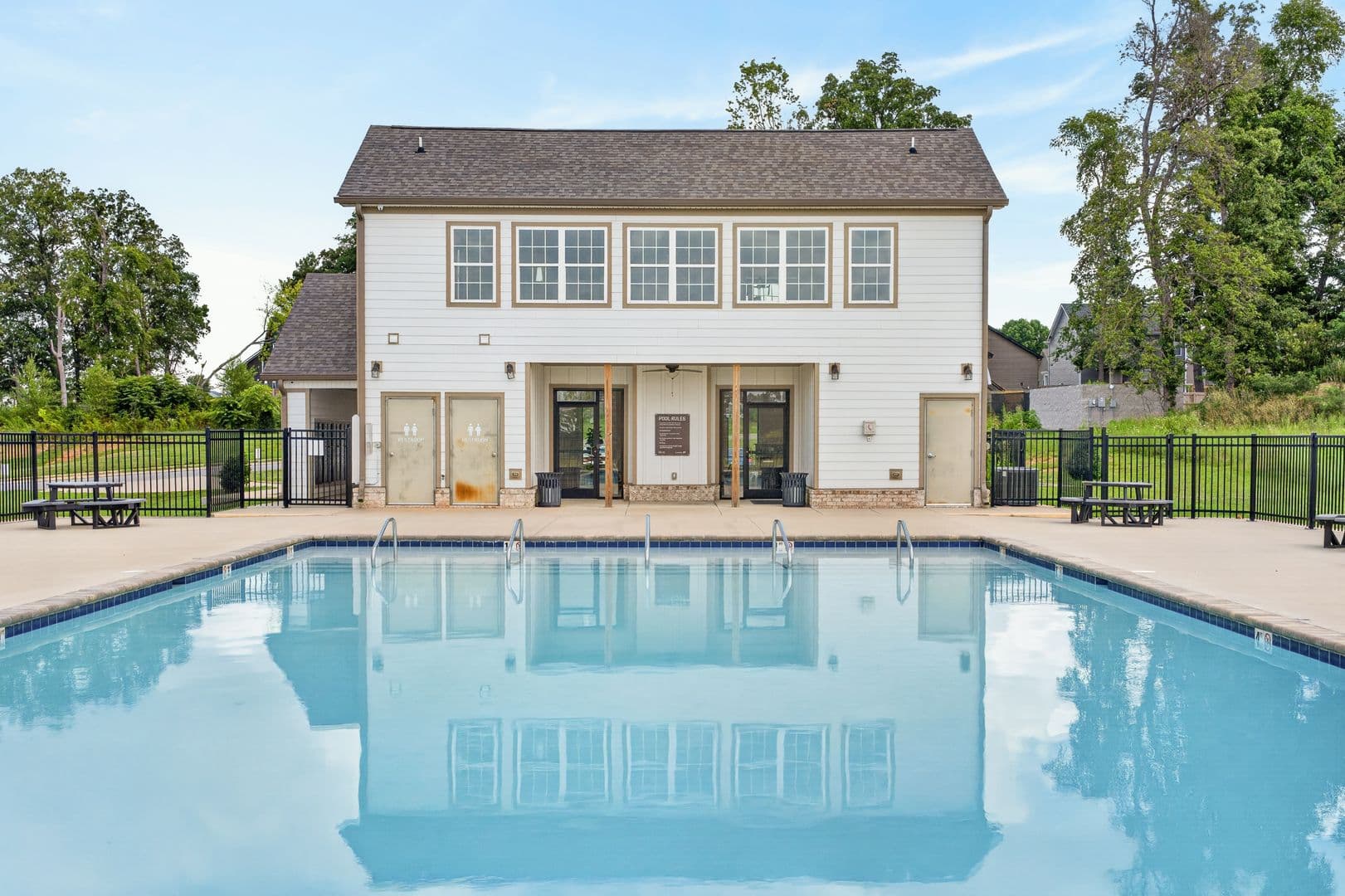 Allen Rd - 3350 (x114) 1 of 50