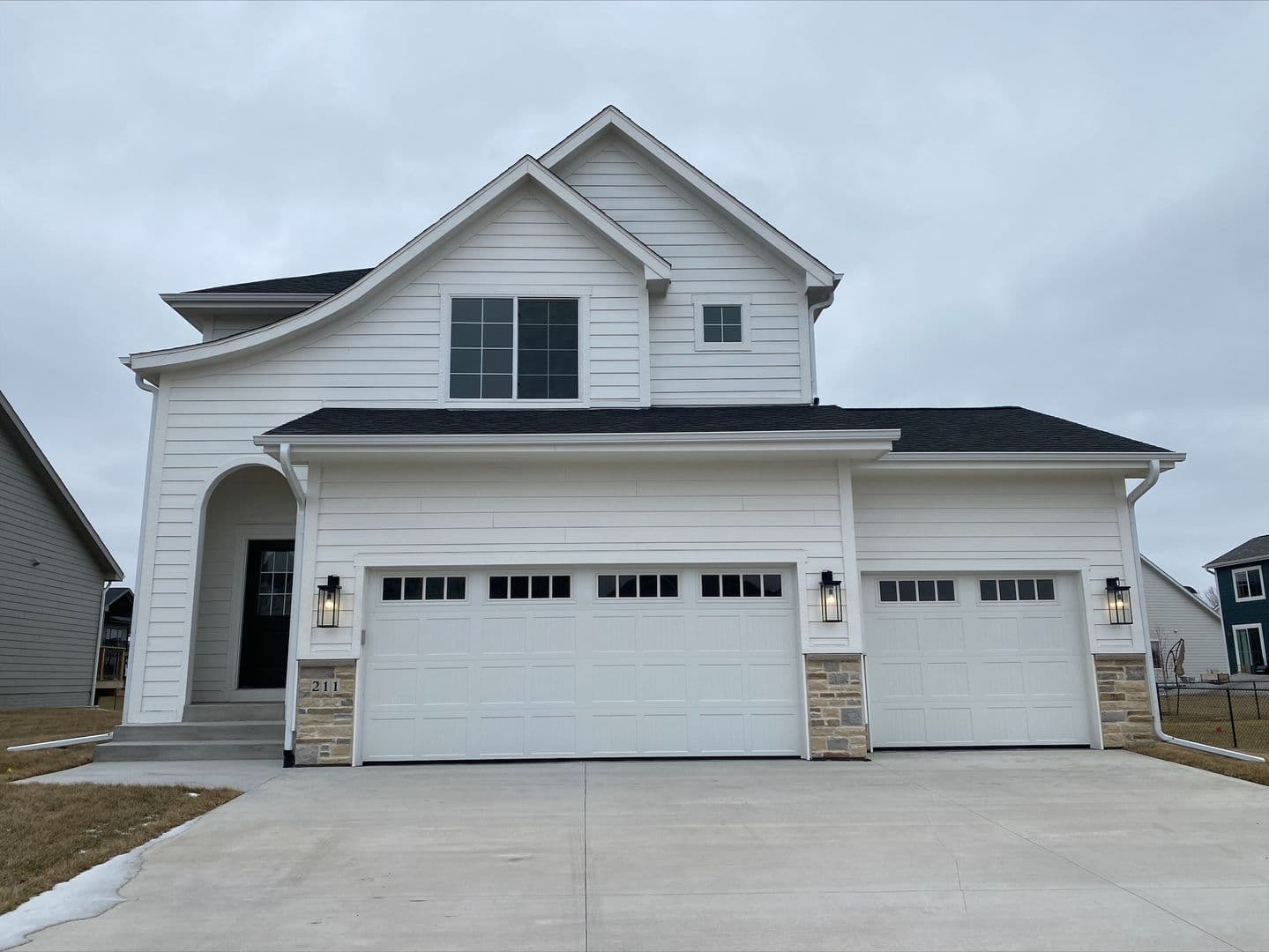 211 NE 62nd Street 1 of 5