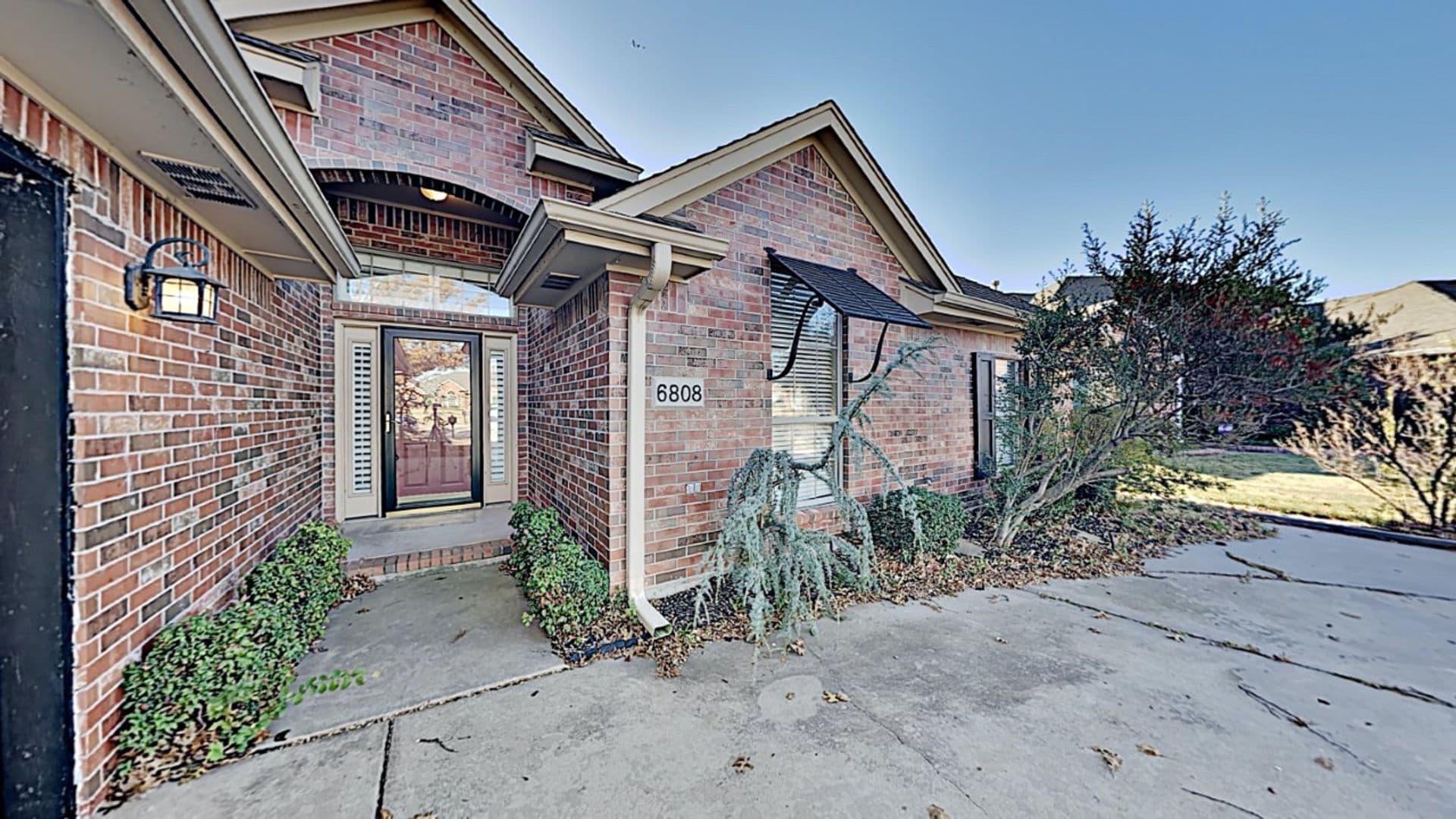 6808SANDLEWOODD 1 of 27