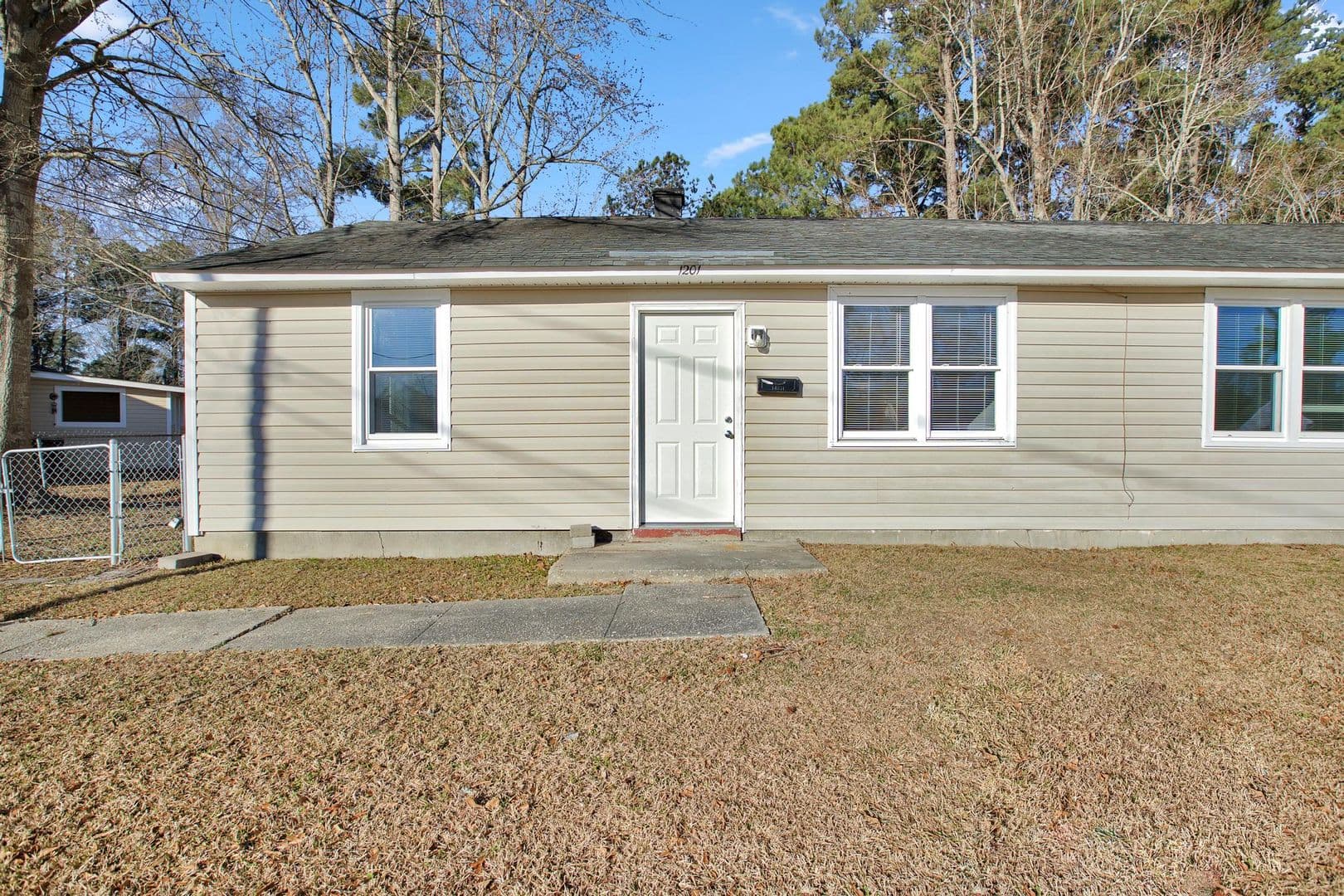 1201 Davis Street 1 of 8