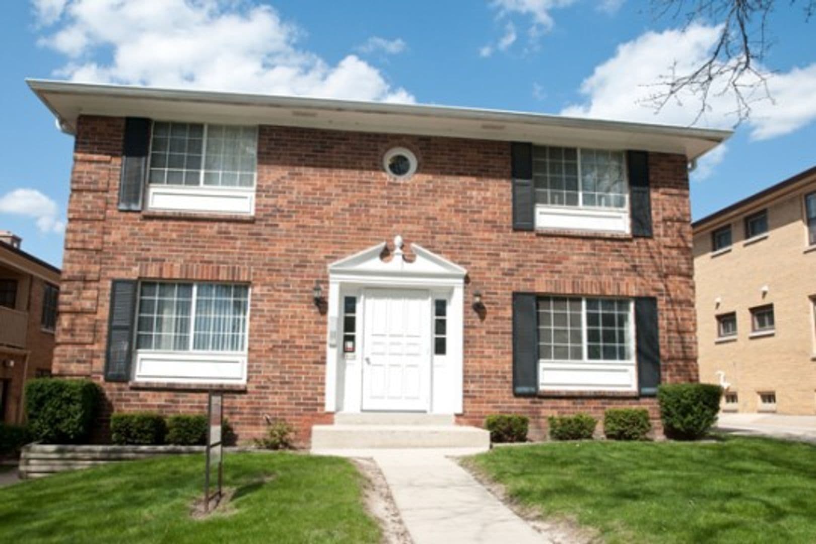 Longfellow Garden Apartment Homes 1 of 15