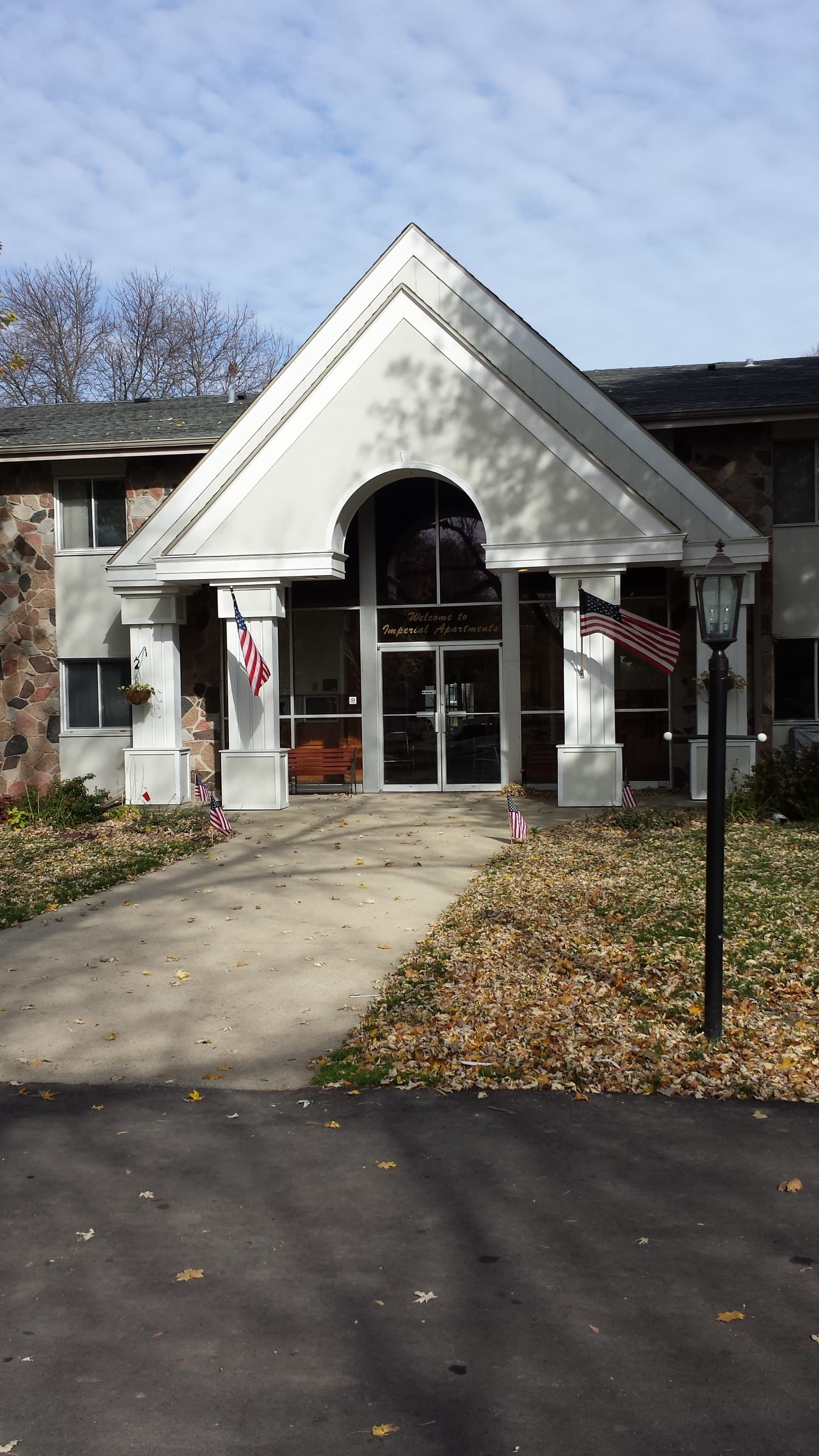 Graceland Gardens Apartment Homes 1 of 8