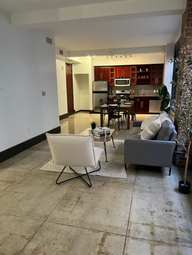 EBI - Eighth & Broadway Investments LLC dba The Chapman 1 of 8