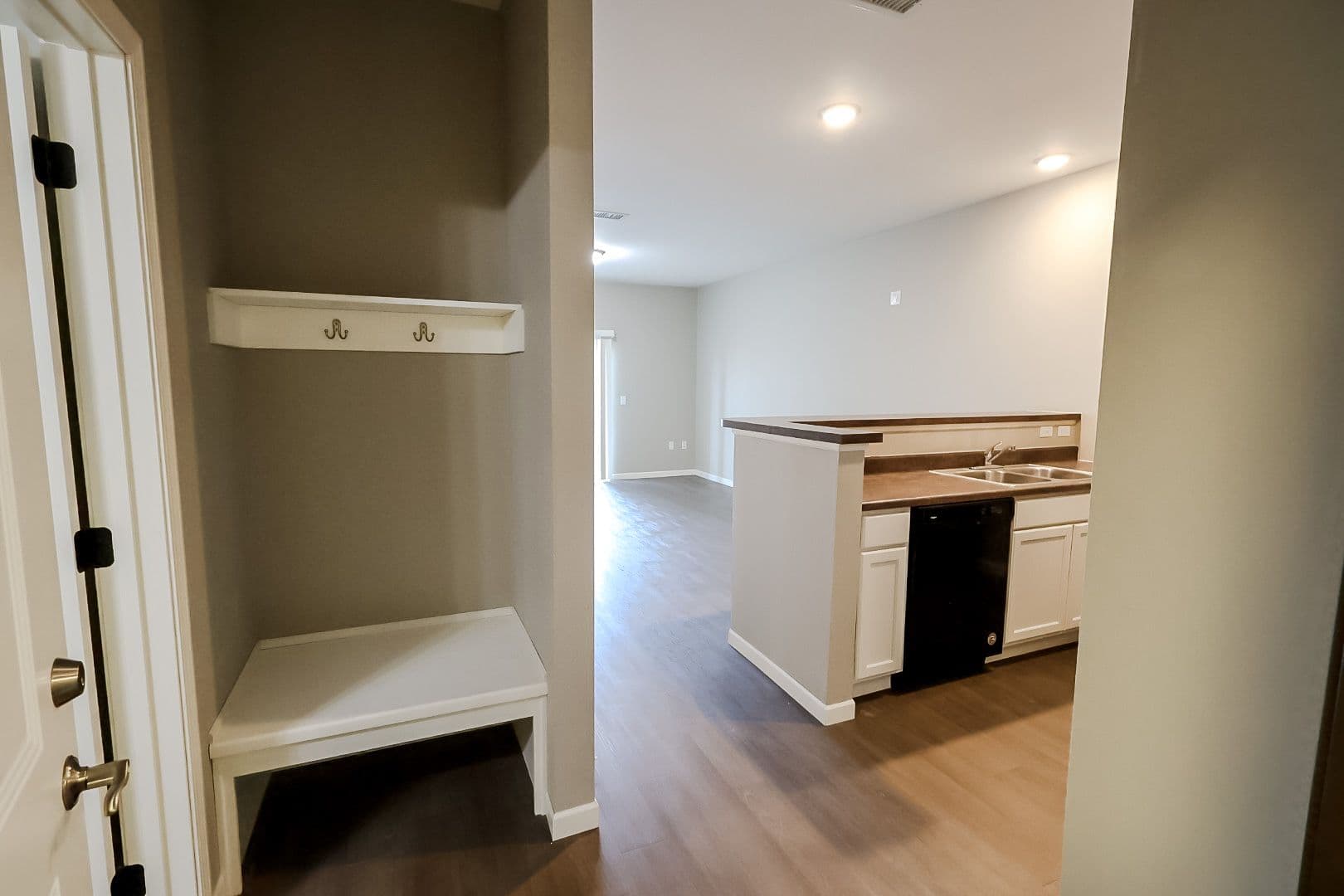 Huntington Village - Sioux Falls LLC 1 of 7