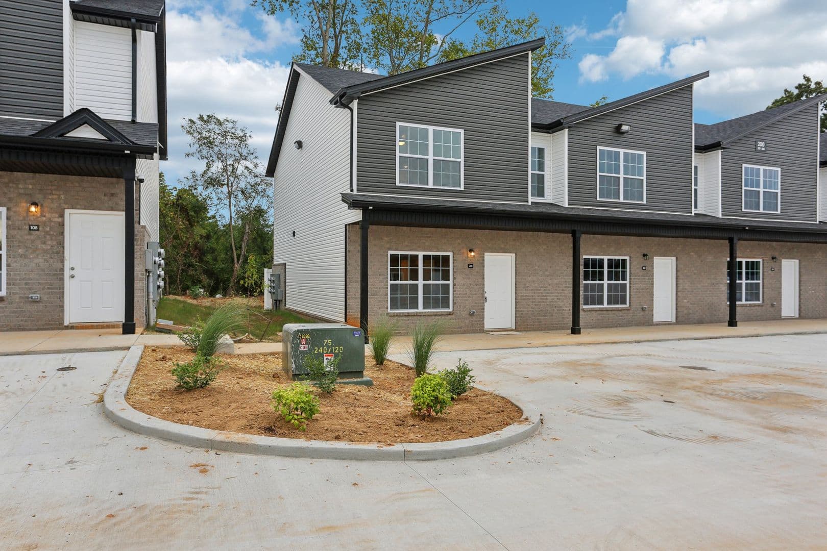 Needmore Creek Townhomes 1 of 39