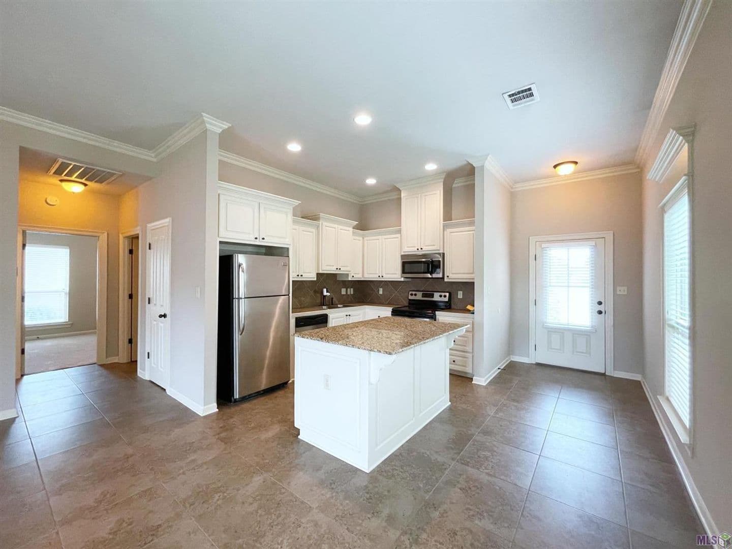 1695 El Tigre Drive 1 of 8