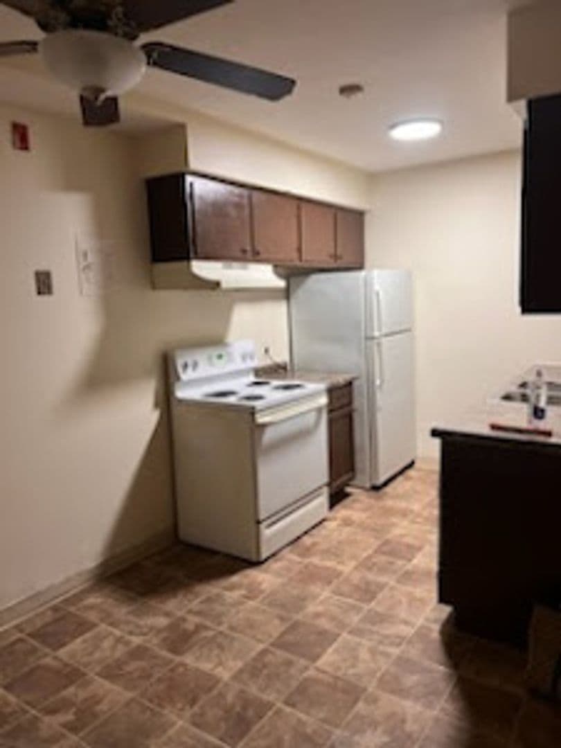 Eagle Crest Apartments 1 of 18