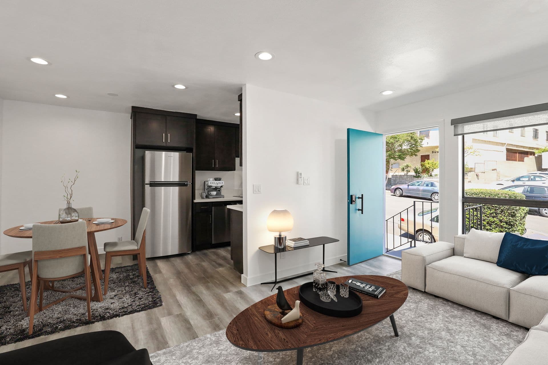 900 W College Street LLC 1 of 8