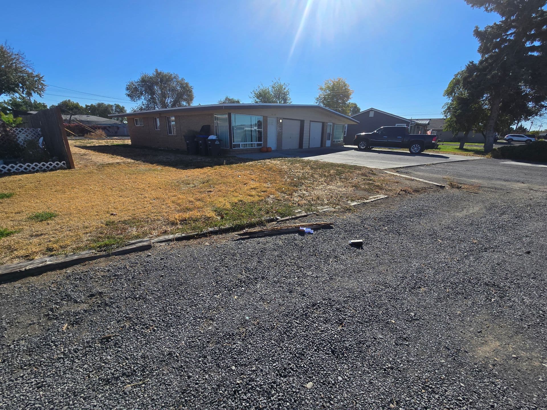 2 Bedroom Duplex Apartment $300 move in credit Available 1 of 8