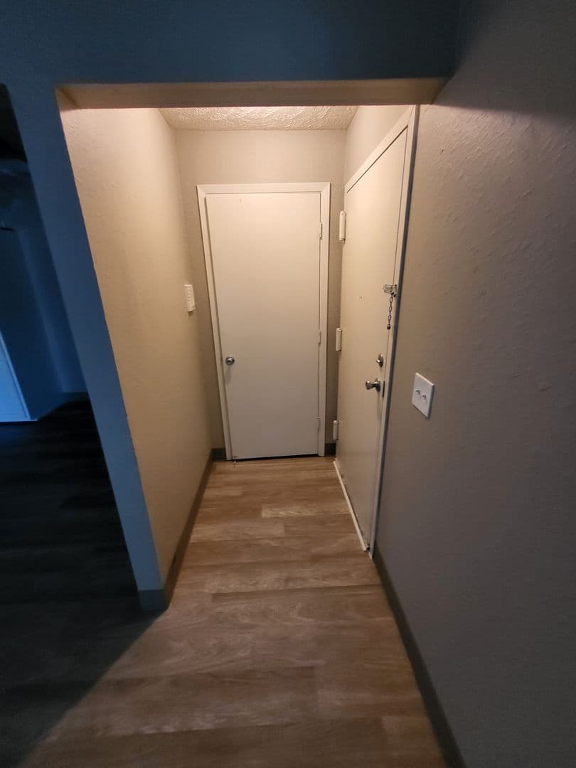 Shadow Ridge Apartments 1 of 12