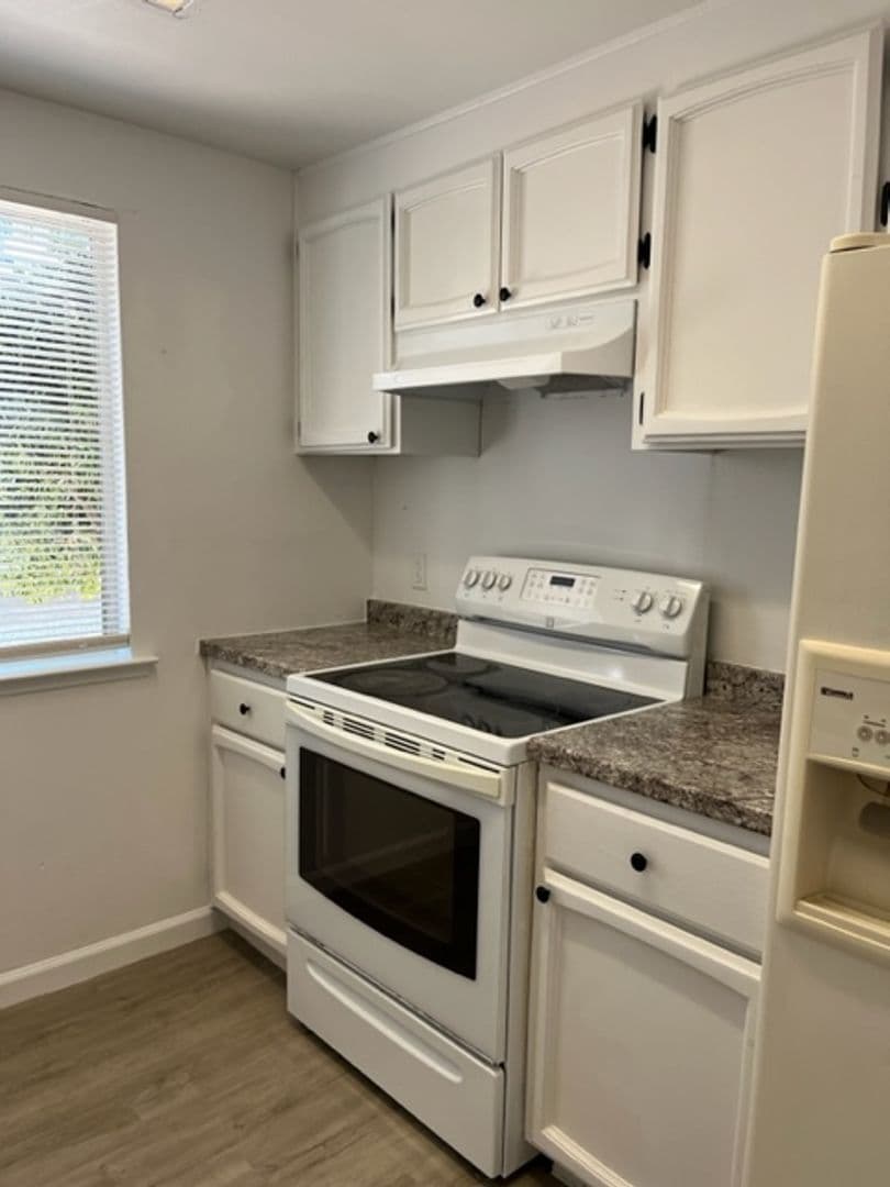 Cypress Terrace Apartments 1 of 10