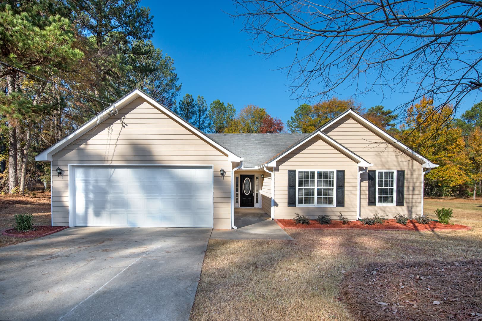 35 Oak Ridge Ct Covington, GA 30016 1 of 18