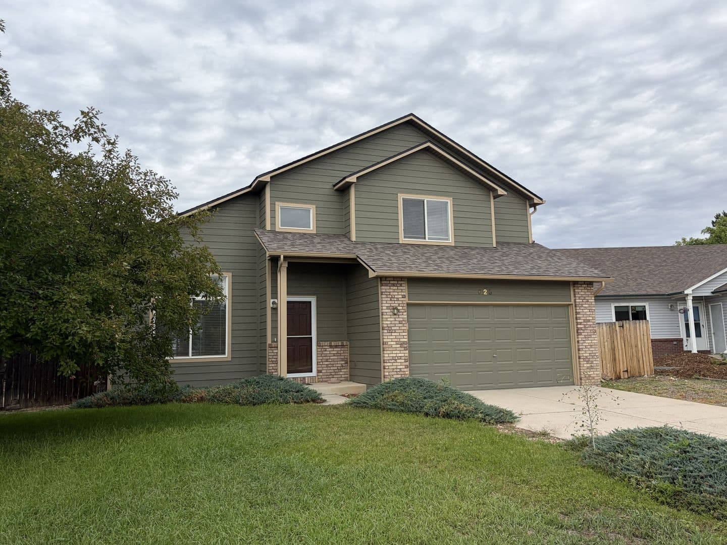 625 Brewer Drive 1 of 16