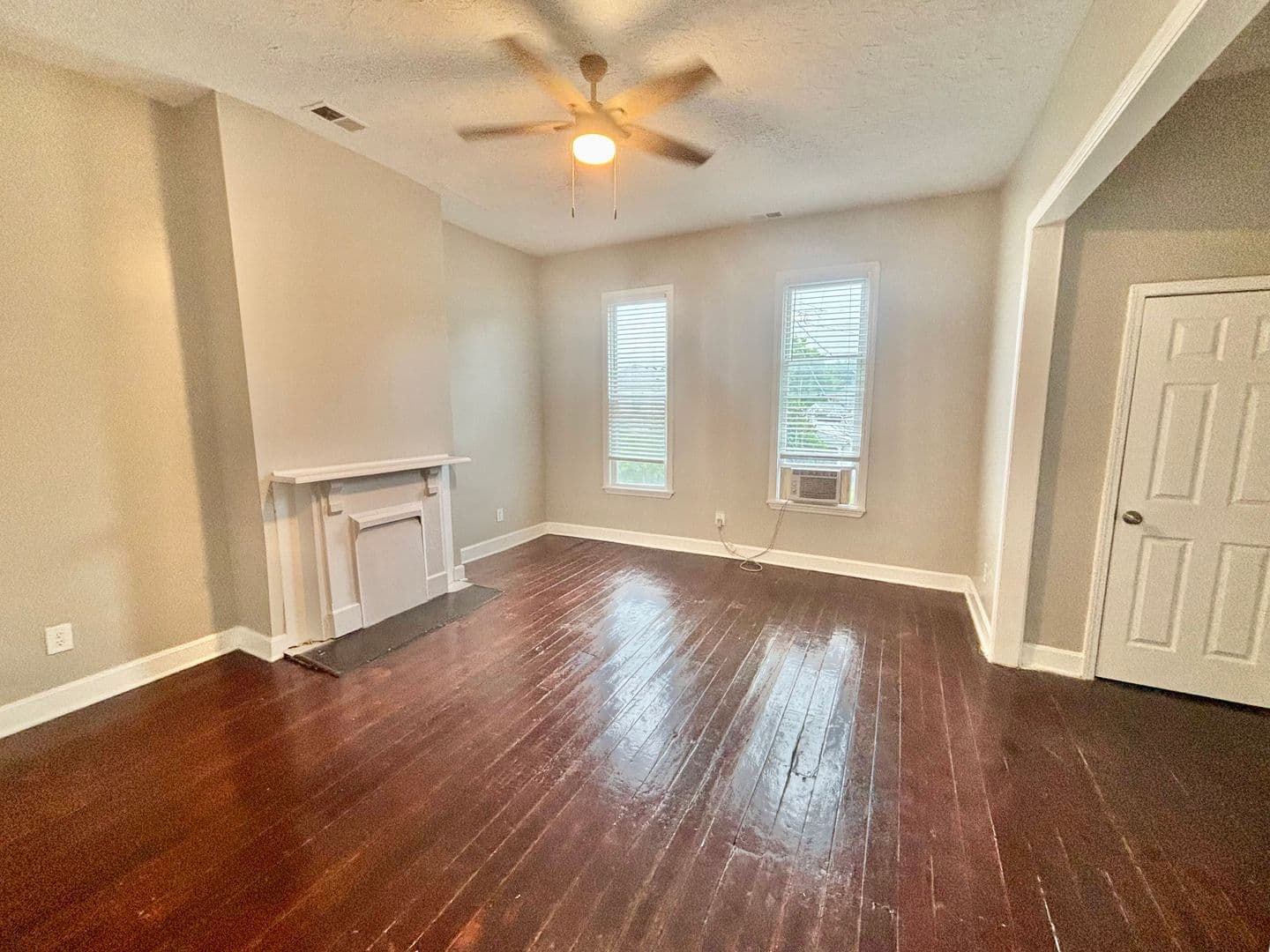Shelby Park - 1 Bedroom 1 Bath Apartment - Section 8 Welcome 1 of 9
