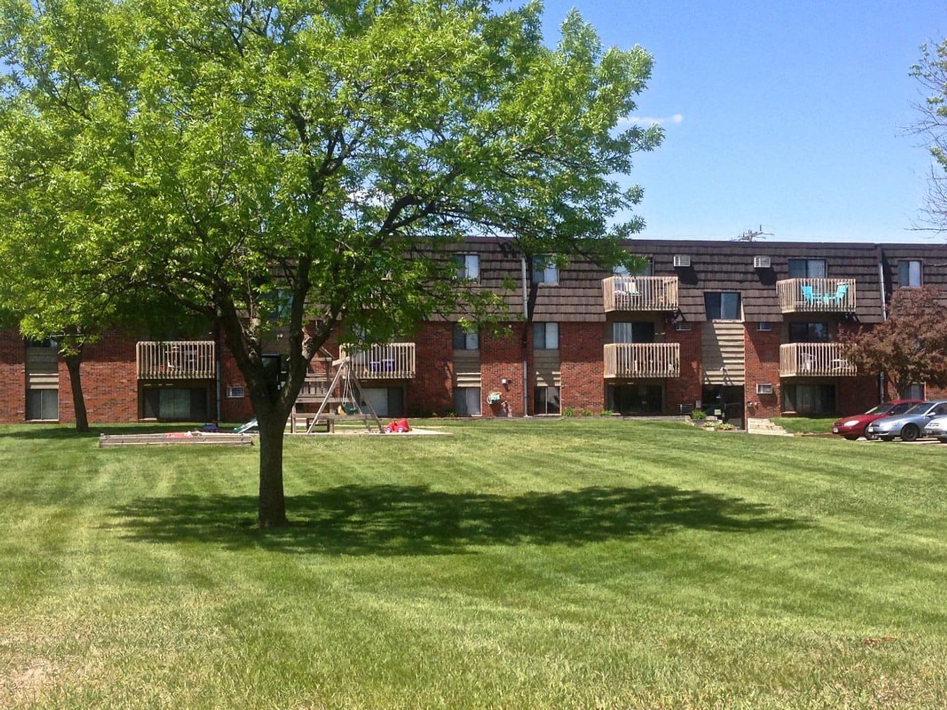 Sherburne Park Estates 1 of 8