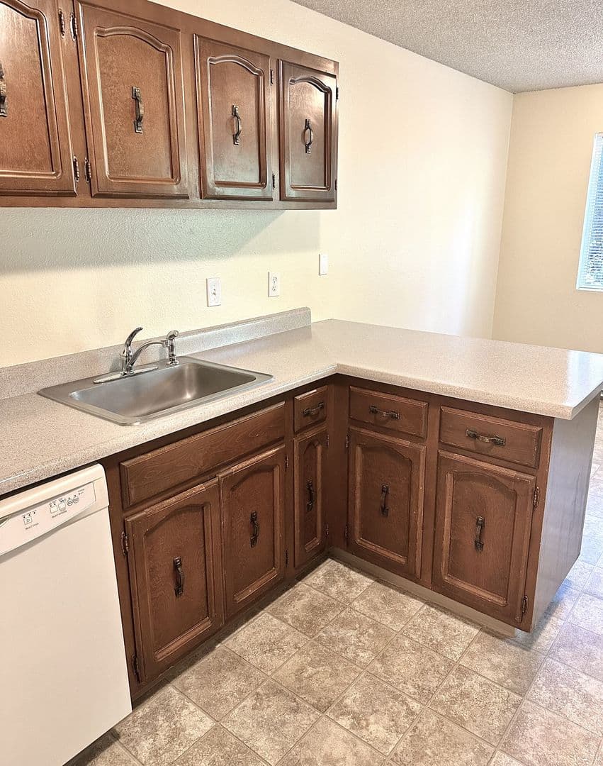 Boulder Park Apartments 1 of 12