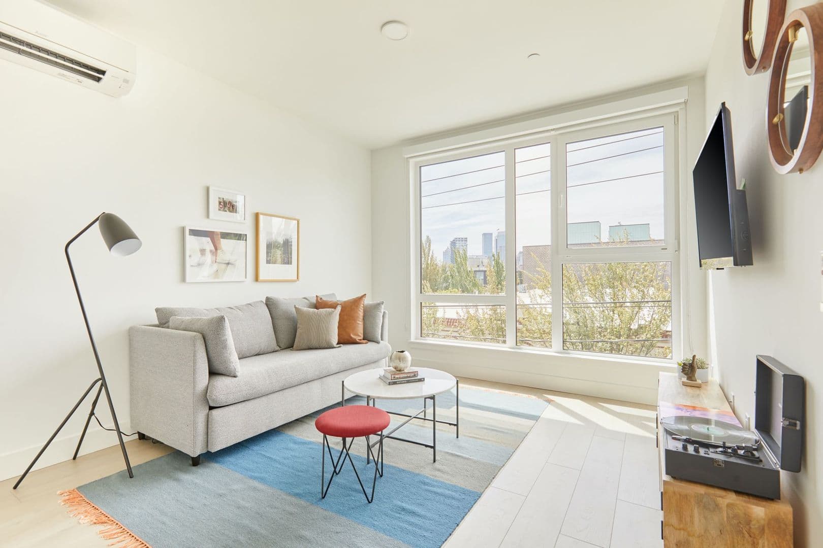 Solis Apartments 1 of 18