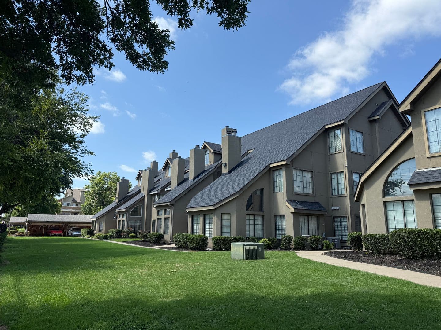 6642 S Peoria Ave 1 of 7