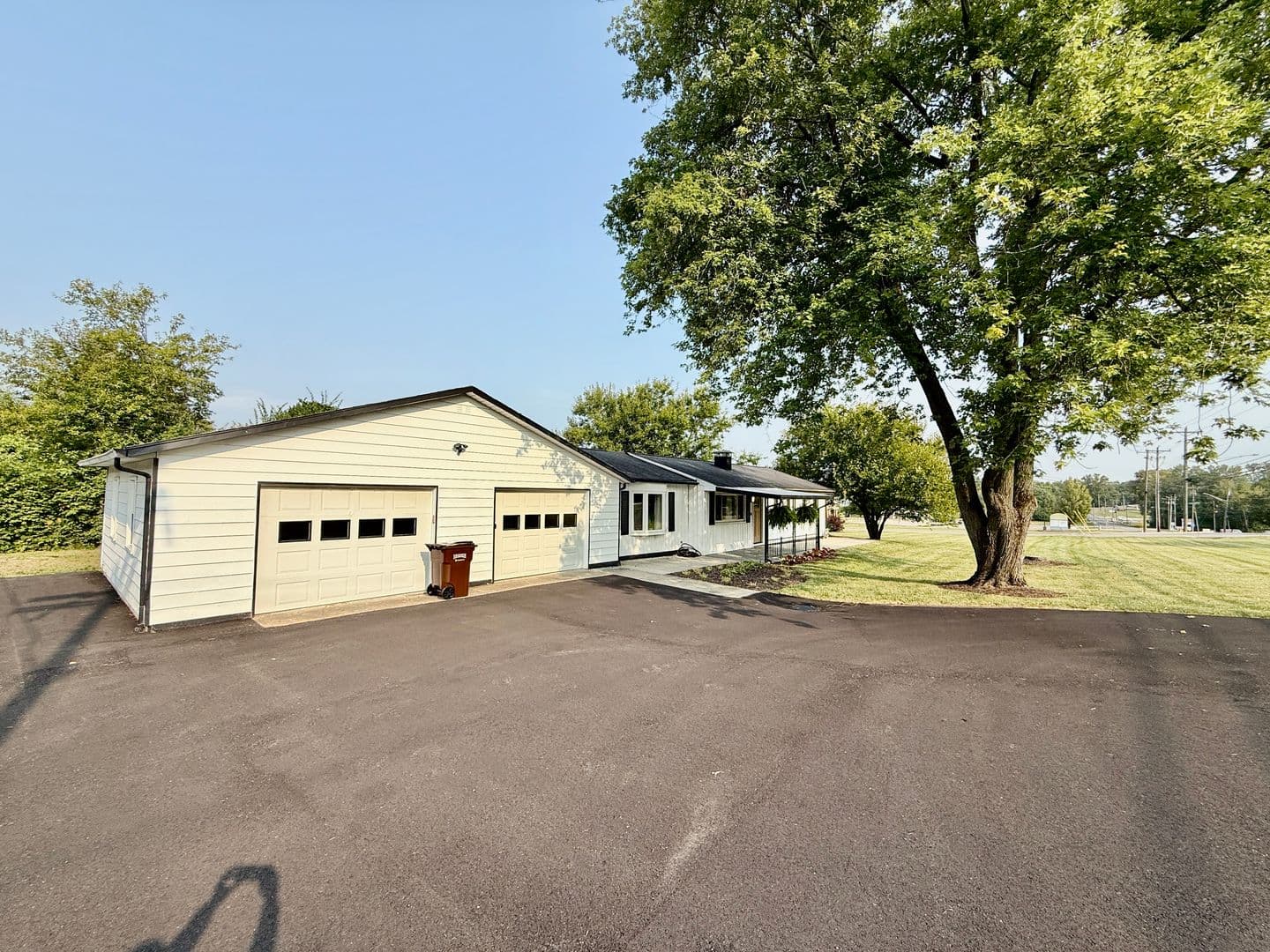 711 S. Main Street - 1507339479139382556 1 of 37