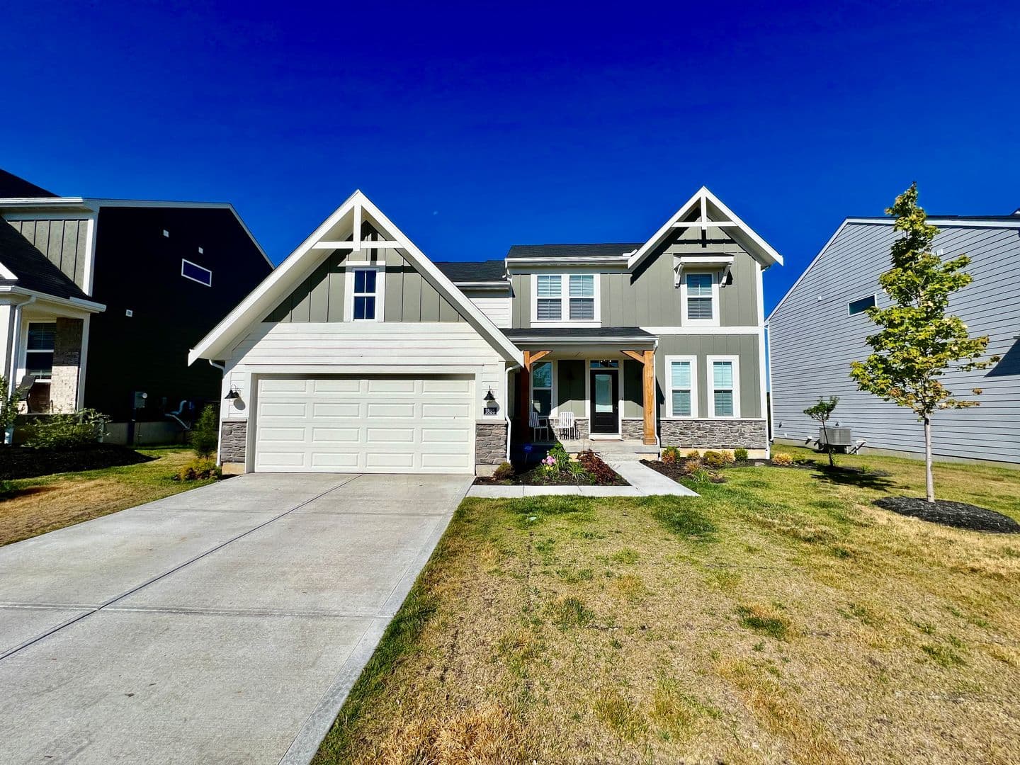 1825 Archerfield - 1517529279254658971 1 of 46