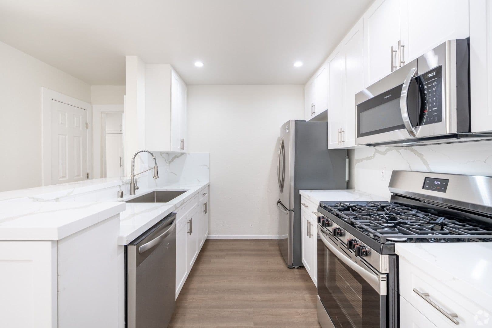 Enclave 693 Apartments 1 of 8