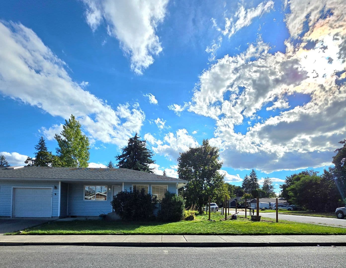 Mosqueda 702 E Spokane Ave. 1 of 22