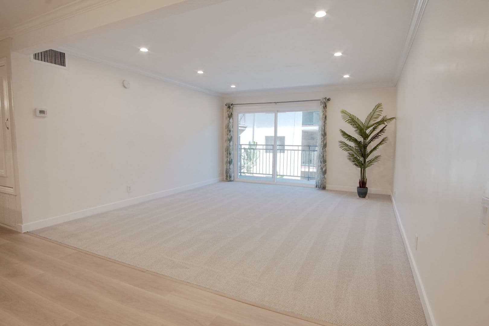 5460 White Oak Ave., Unit G217 1 of 25