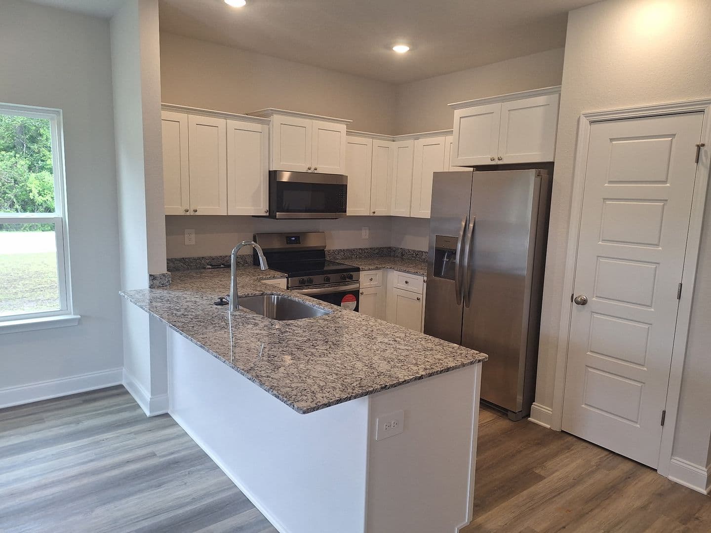 The Island Townhomes, LLC 1 of 9