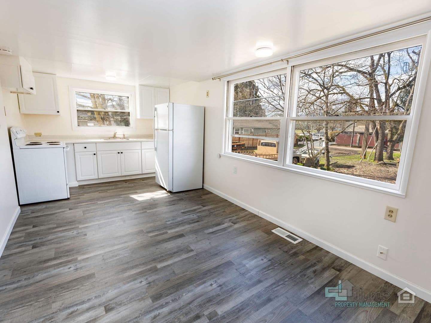 Capital Park Apartments - CONSERVICE 1 of 13
