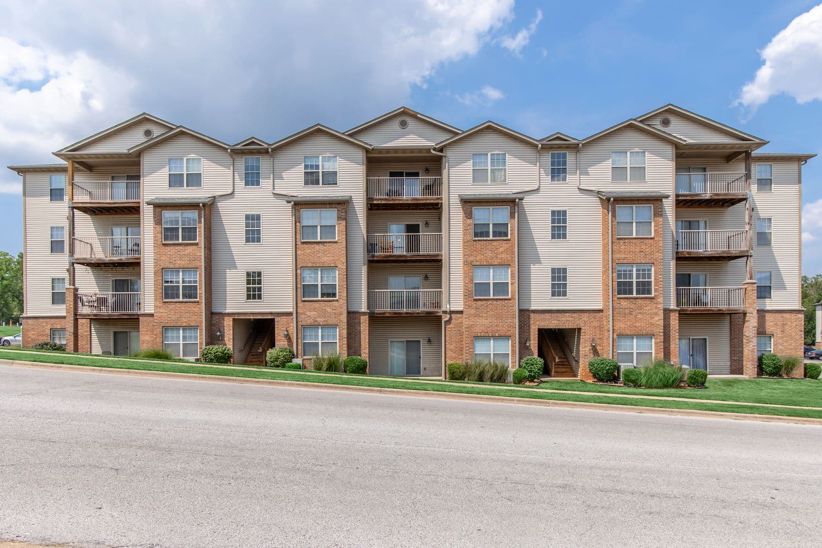 Marion Park Apartments 1 of 18