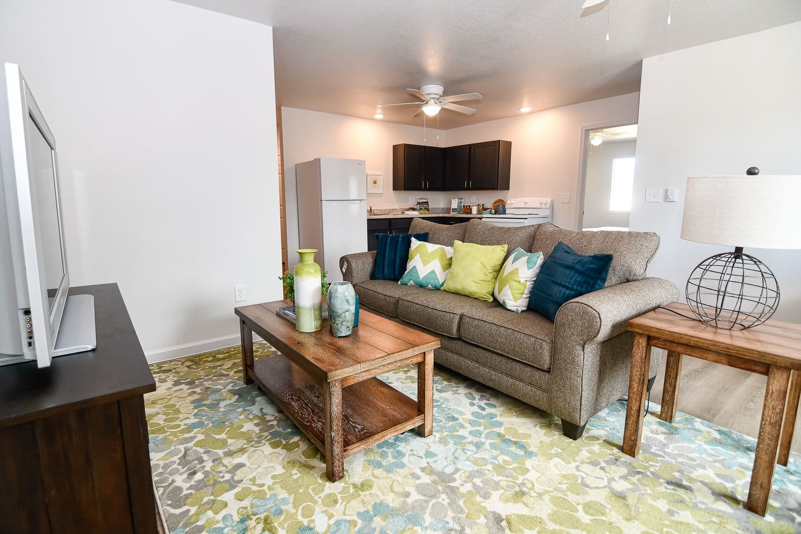 Kate's Landing LLC 1 of 27