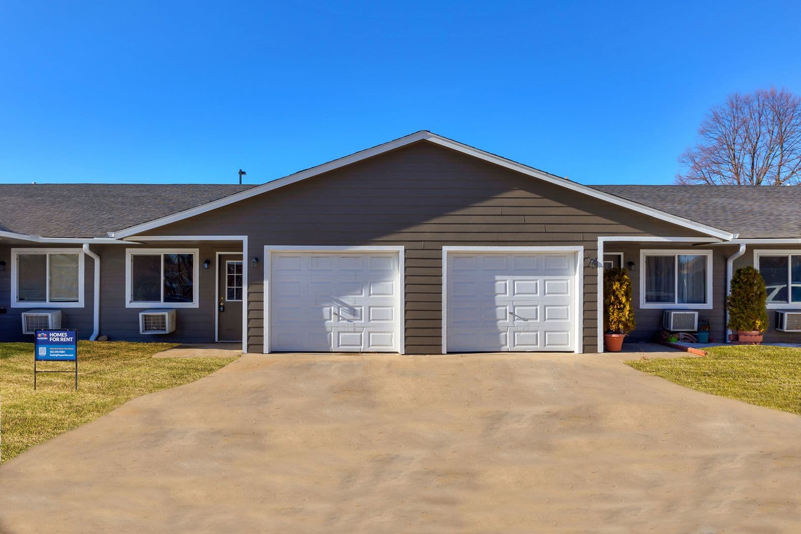 2 Bedroom, Single-story Townhomes for rent in Newton, 1 of 8
