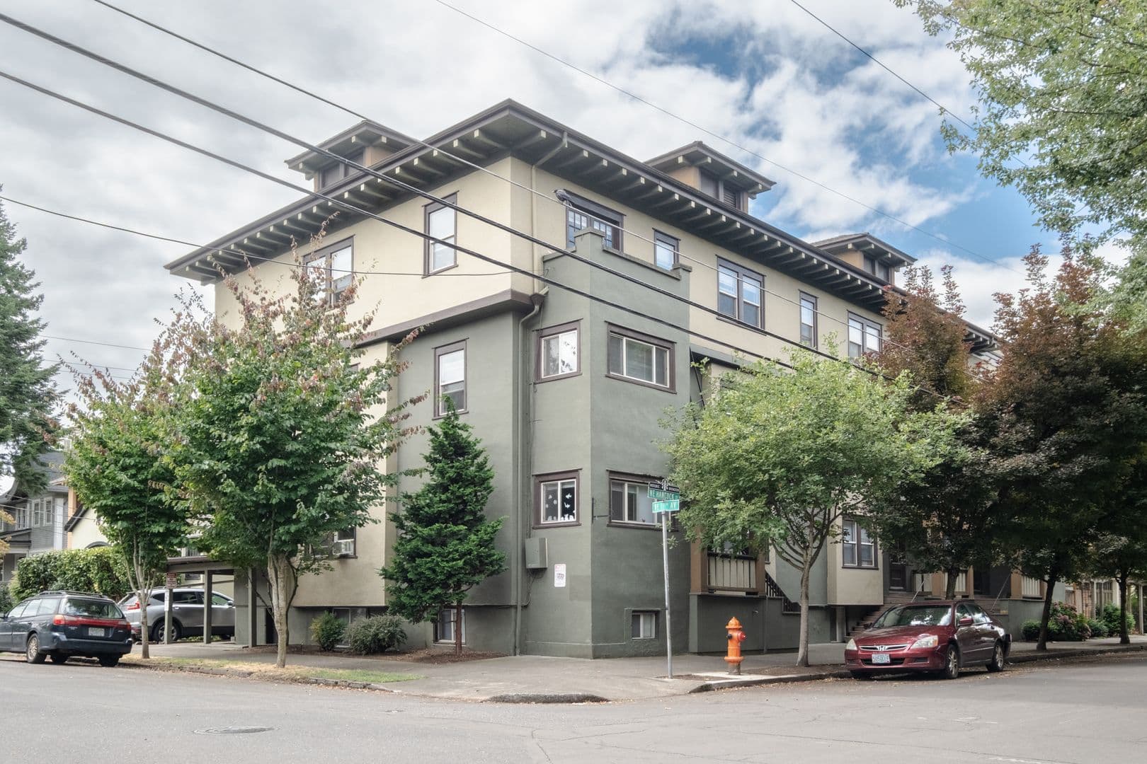 BONNIE BRAE APARTMENTS (WALD02) 1 of 3