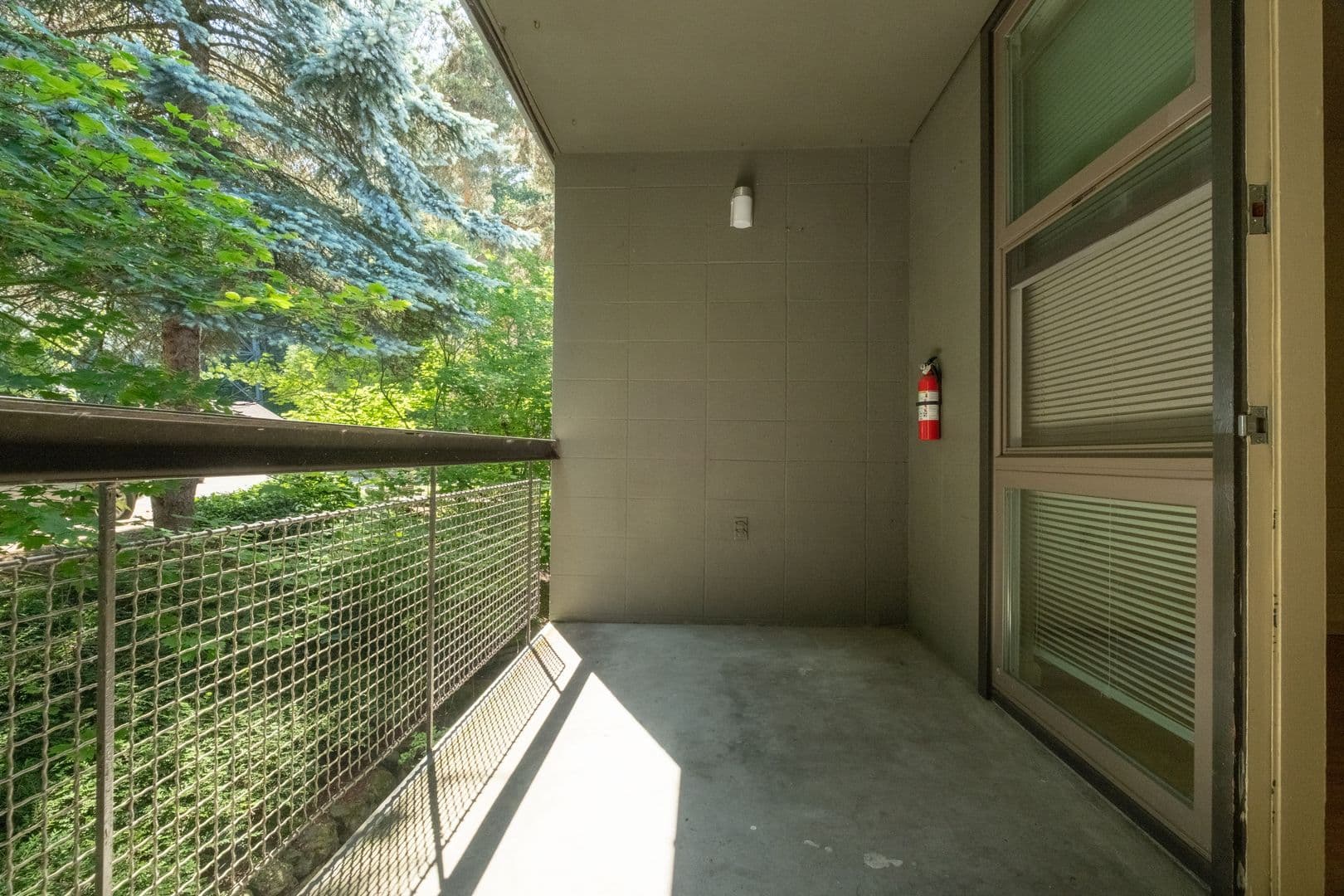 MACLEAY APARTMENTS (MACLP01) 1 of 15