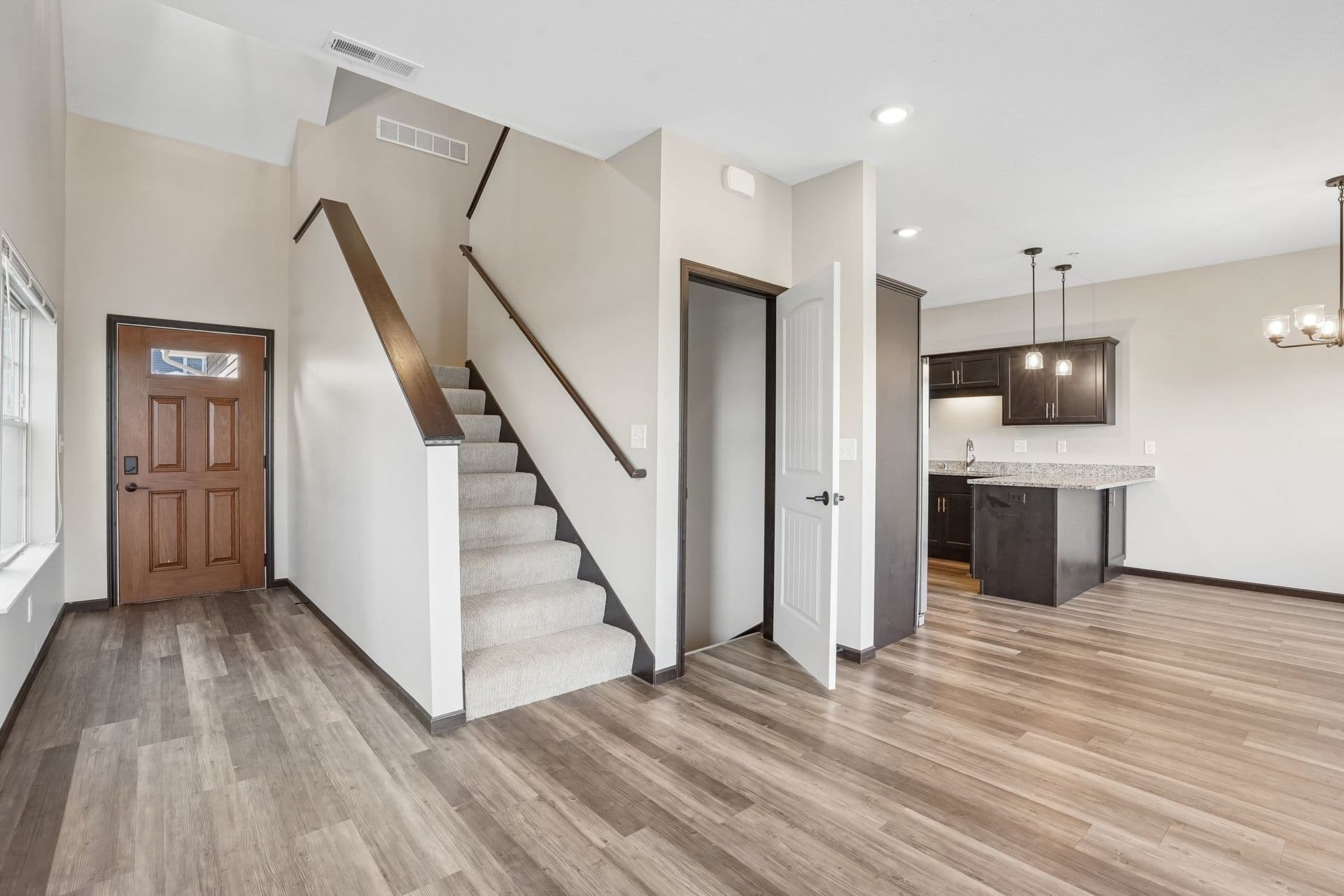 Villas of Rivers Ridge Townhomes 1 of 35