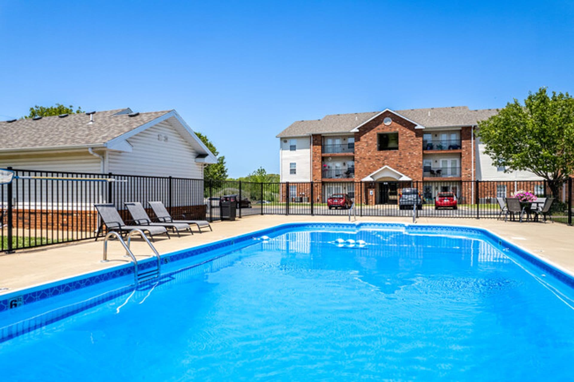 Southernwood Apartments 1 of 8